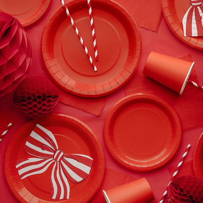 Tamno i svetlo crvena