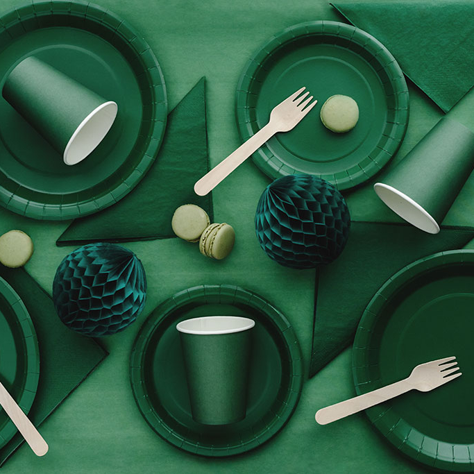 Tamno i svetlo zelena